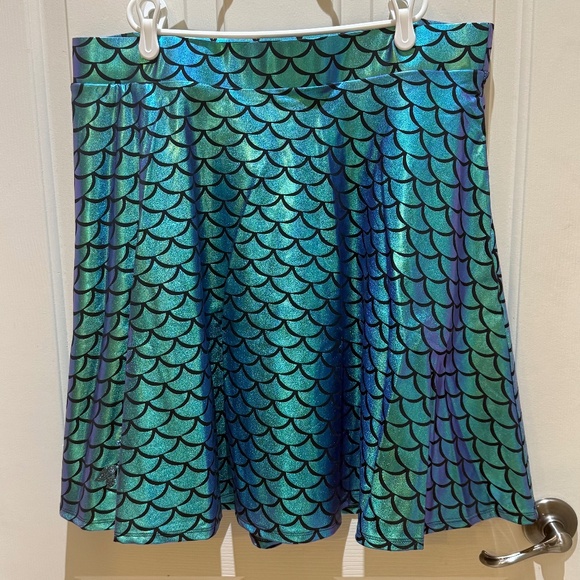 Her Universe Disney The Little Mermaid Ariel Scale Skater Skirt it has POCKETS! - Picture 1 of 8